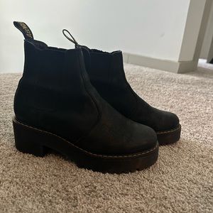 Doc martens platform  CHELSEA BOOT size 8 Womens